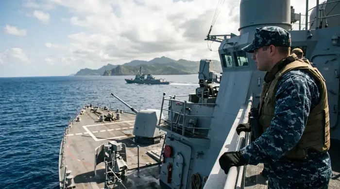 Navire de guerre américain en mer des Caraïbes, symbole de l'opération Southern Spear contre le Venezuela.
